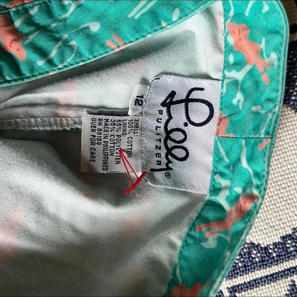 Lily Pulitzer teal cropped Capri pants with goldfish pattern - Picture 3 of 3